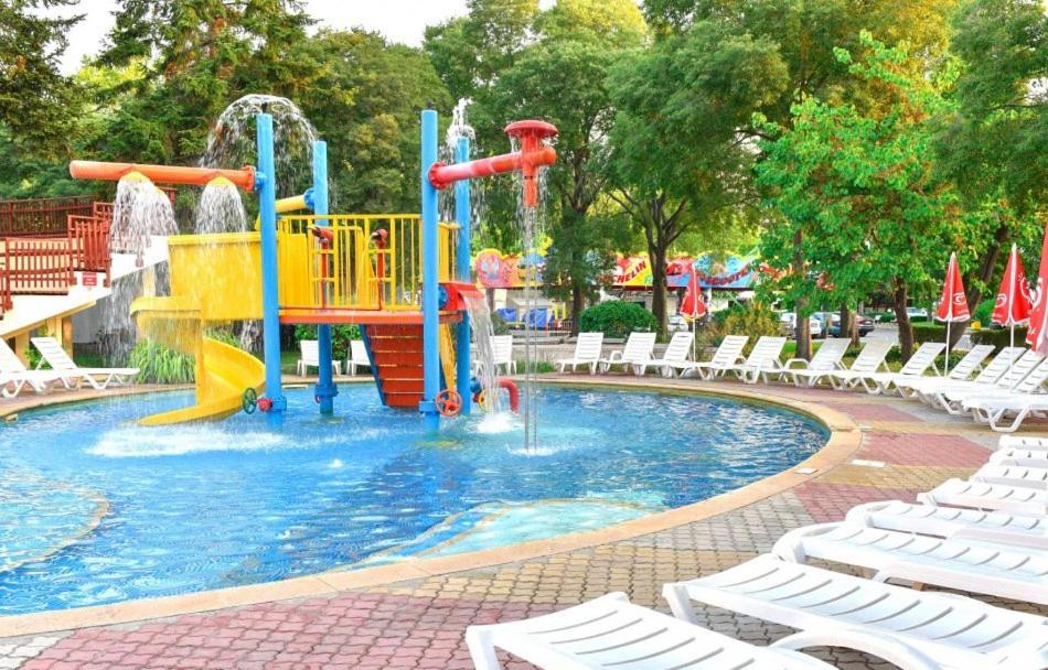 Hotel Laguna Mare 알베나 외부 사진