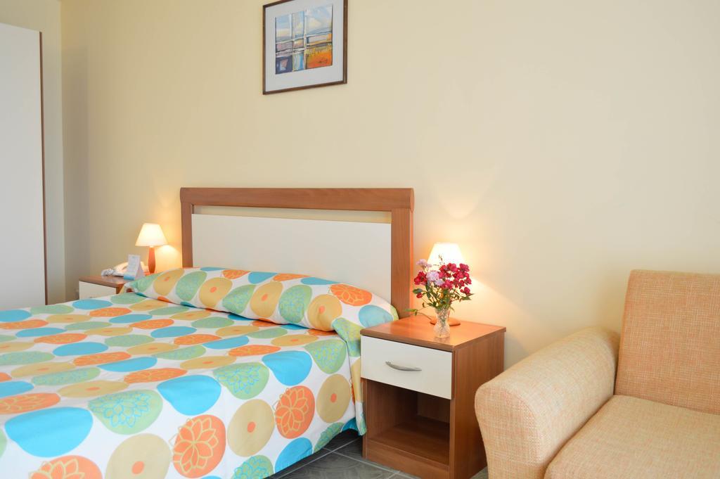 Hotel Laguna Mare 알베나 외부 사진